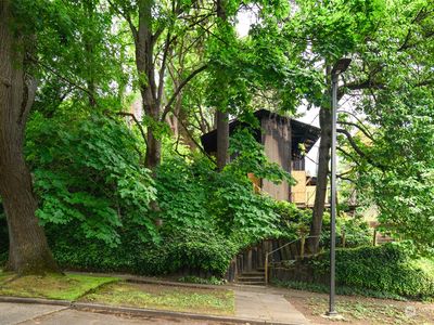 614 33rd Avenue E, Seattle, WA, 98112