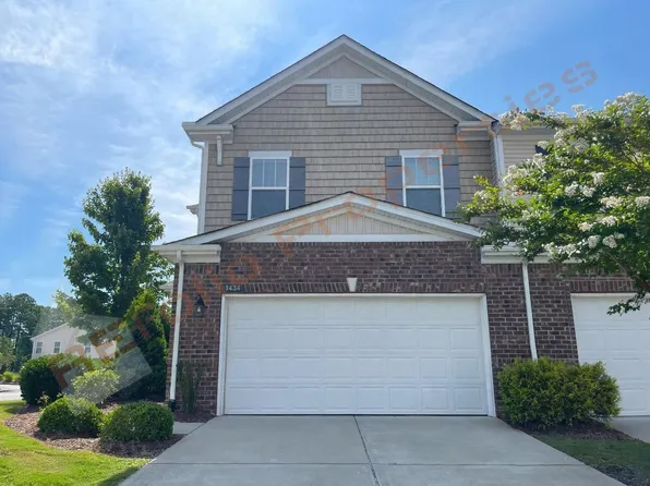 1454 Glenwater Dr, Cary, NC 27519