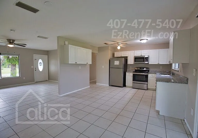 6667 Carovel Ave — Photo 9