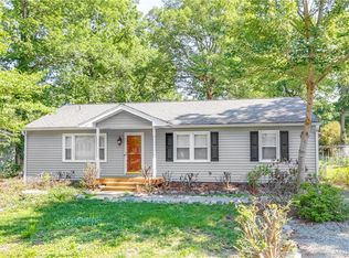 11610 Featherstone Ct, Midlothian, VA 23113