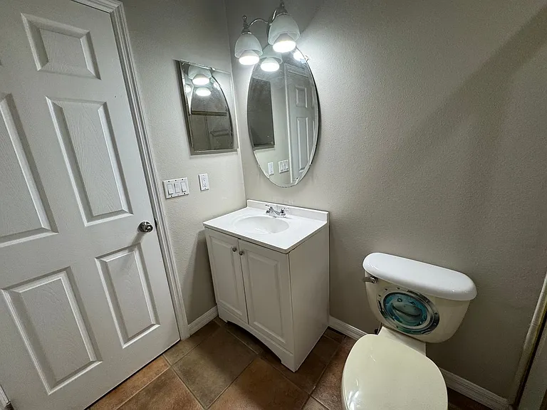 2521 Roat Dr — Photo 36