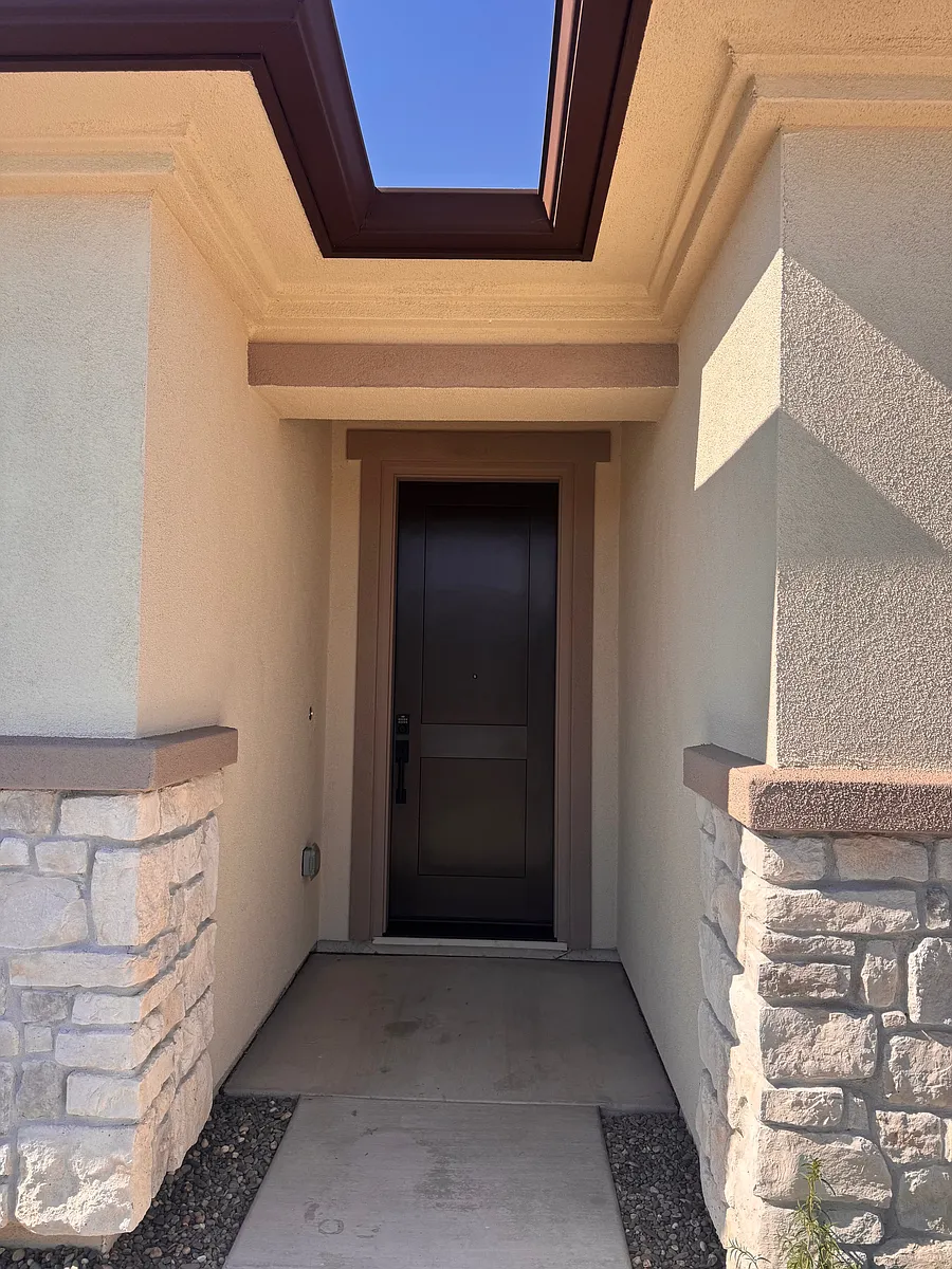 Building Photo - 8619 Rubicon River Way