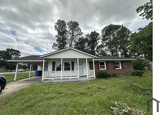 3 bed, 1125 sqft, $1,450 — Photo 1