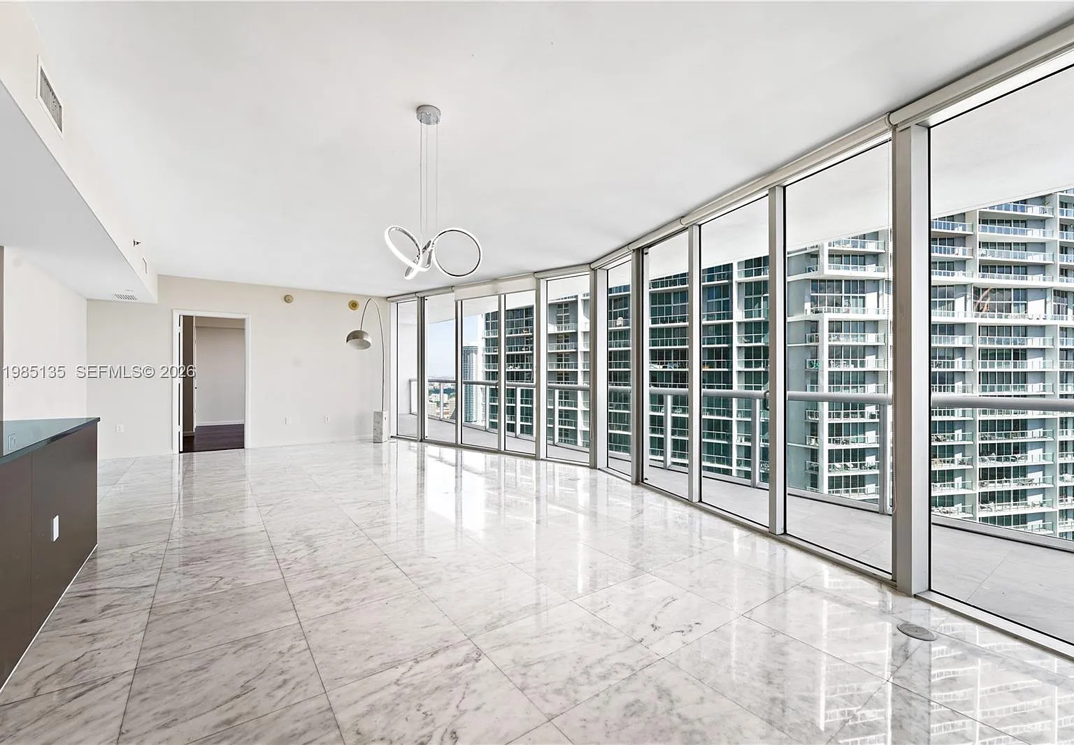 Icon Brickell No Two — Photo 2