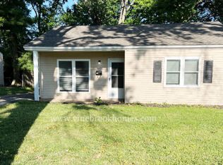 225 Brackleigh Ln, Florissant, MO