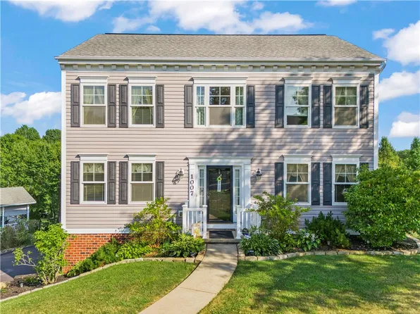 1007 Greenfield Dr, Canonsburg, PA 15317