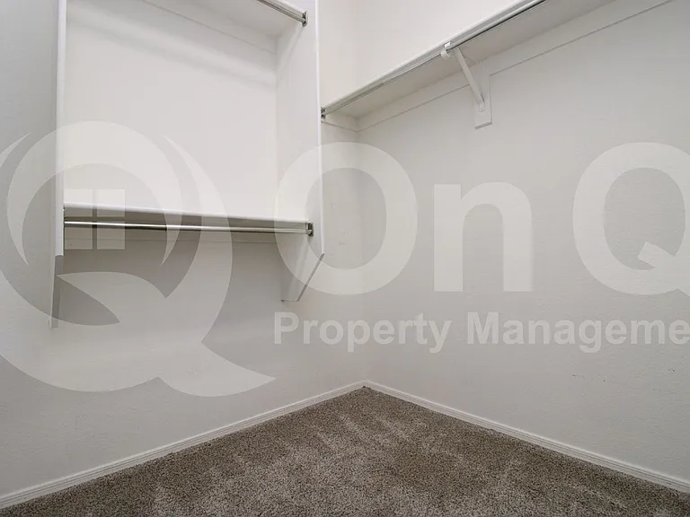 35916 W Catalonia Dr — Photo 21
