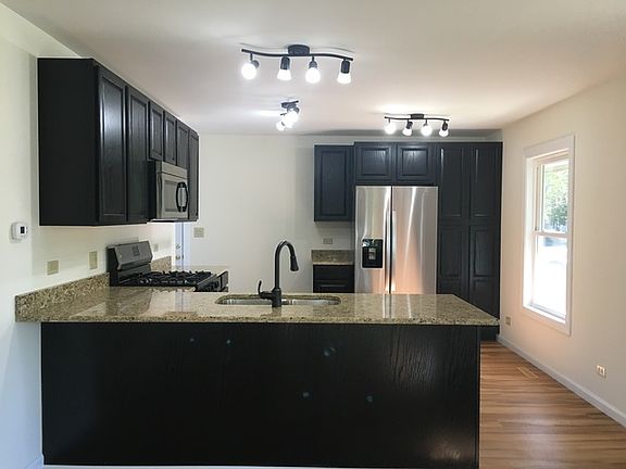 3rd image of 1428 North Ave