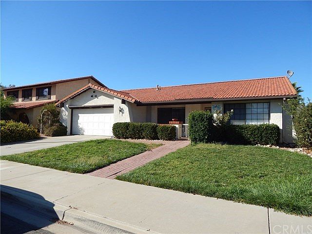 1st image of 42338 Santiago Dr