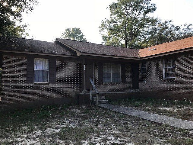 2nd image of 5095 Yacht Harbor Cir