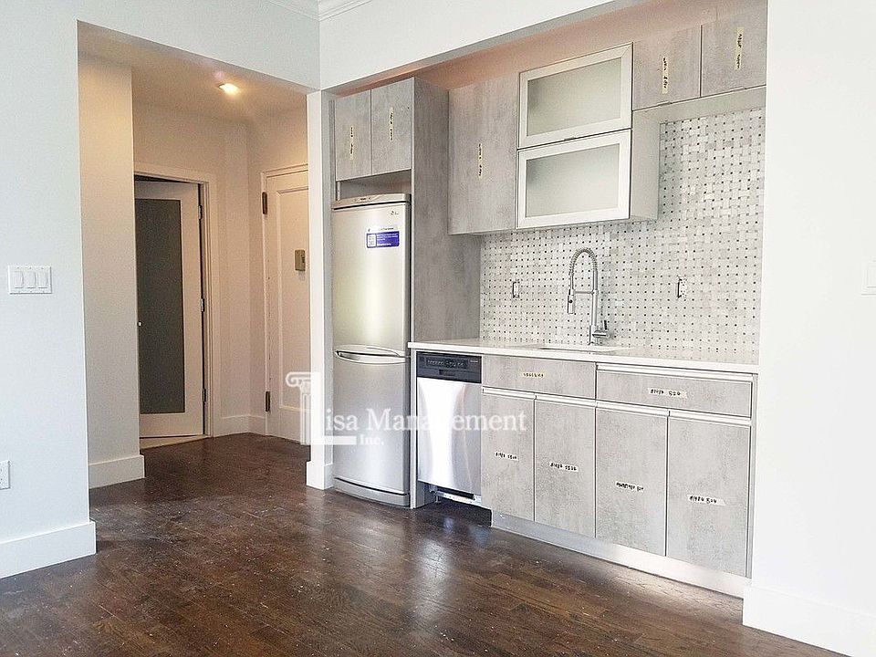 1st image of 138 E 94th St APT 2NW