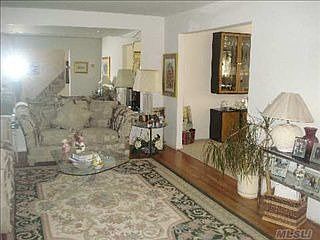 4th image of 11 N Hoffman Ln