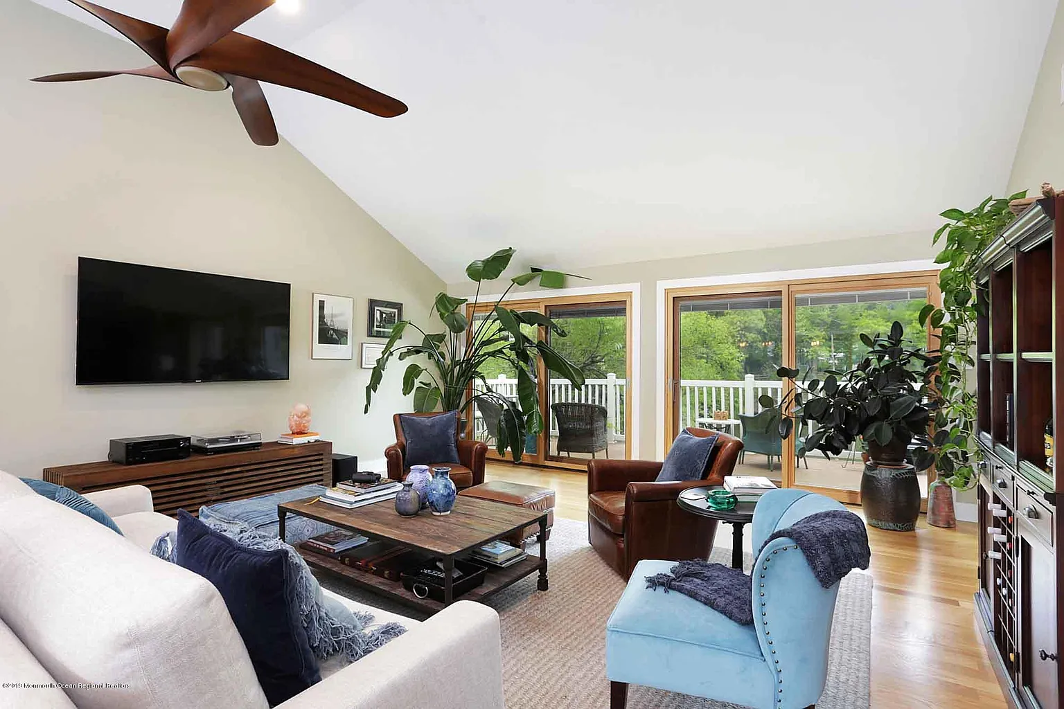 7 Loch Arbor Way photo 1