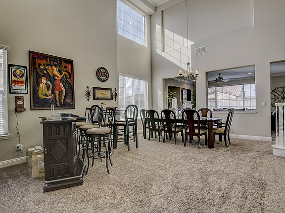 4th image of 1040 Kirkland Ln