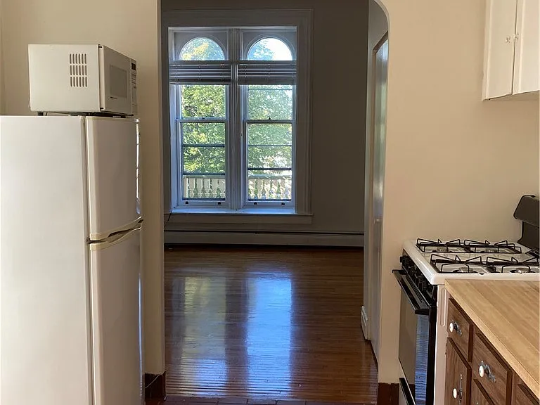 455 Franklin St #5 — Photo 12