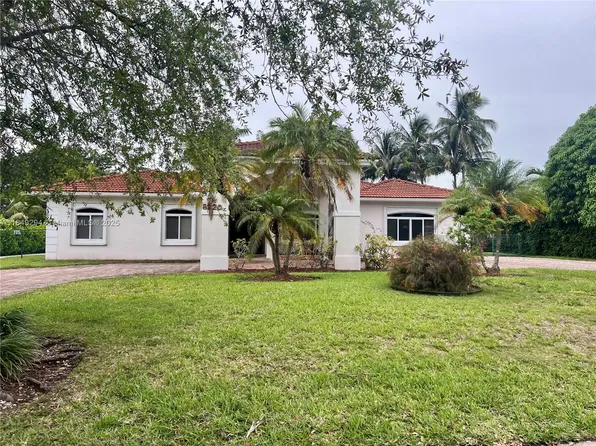 8220 SW 187th St, Cutler Bay, FL 33157