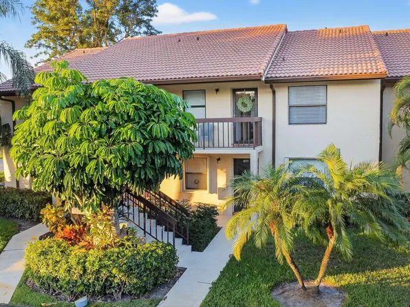 4542 Lucerne Lakes Boulevard E #202, Lake Worth, FL 33467