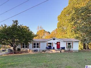 305 Cedar Hill Ln, Hawesville, KY 42348