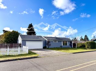 270 S Morrison St, Coos Bay, OR 97420
