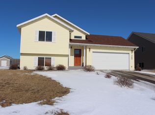 304 Homestead St, Detroit Lakes, MN 56501