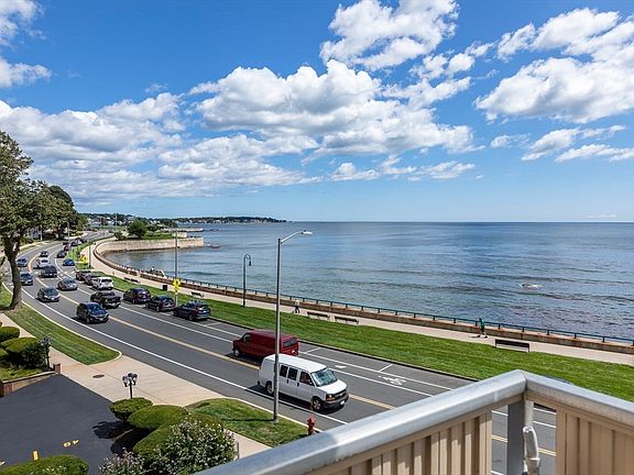 3rd image of 300 Lynn Shore Dr APT 400