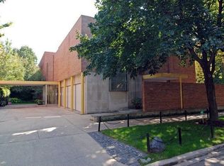 2637 N Greenview Ave, Chicago, IL 60614