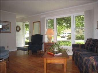 2nd image of 5832 Granada Ln