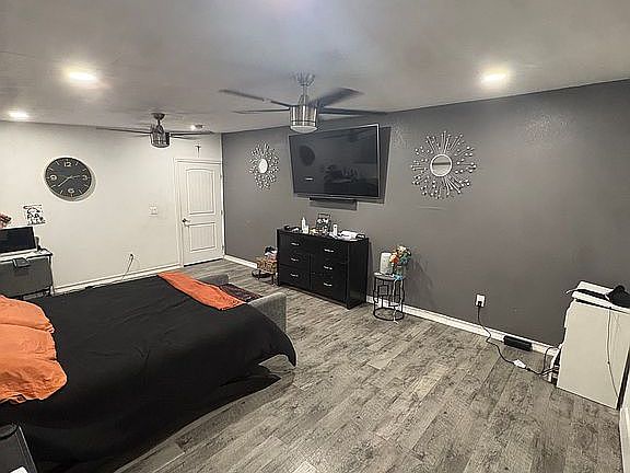 2nd image of 1002 Princeton Dr
