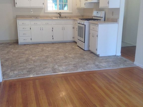 3rd image of 5125 48th Ave