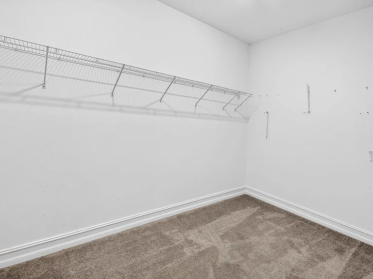 19462 Forest Garden Ct — Photo 36