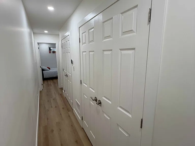 1502 Dufferin St #LOWER — Photo 12