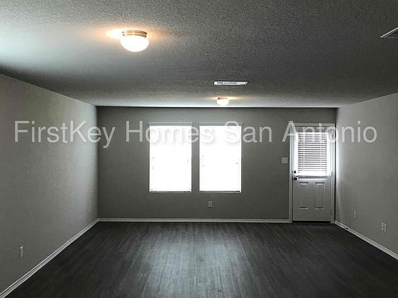 4th image of 457 Landa St Ste A