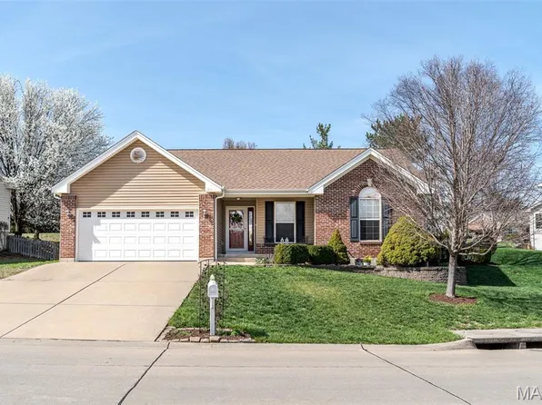 311 Washington Heights Dr, Washington, MO 63090