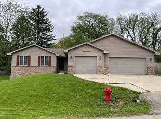 N3354 Narcissus Rd, Lake Geneva, WI 53147
