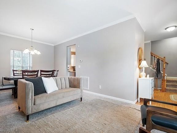 3rd image of 2825 Preakness Ct