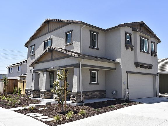 2nd image of 4331 White Ash Ln