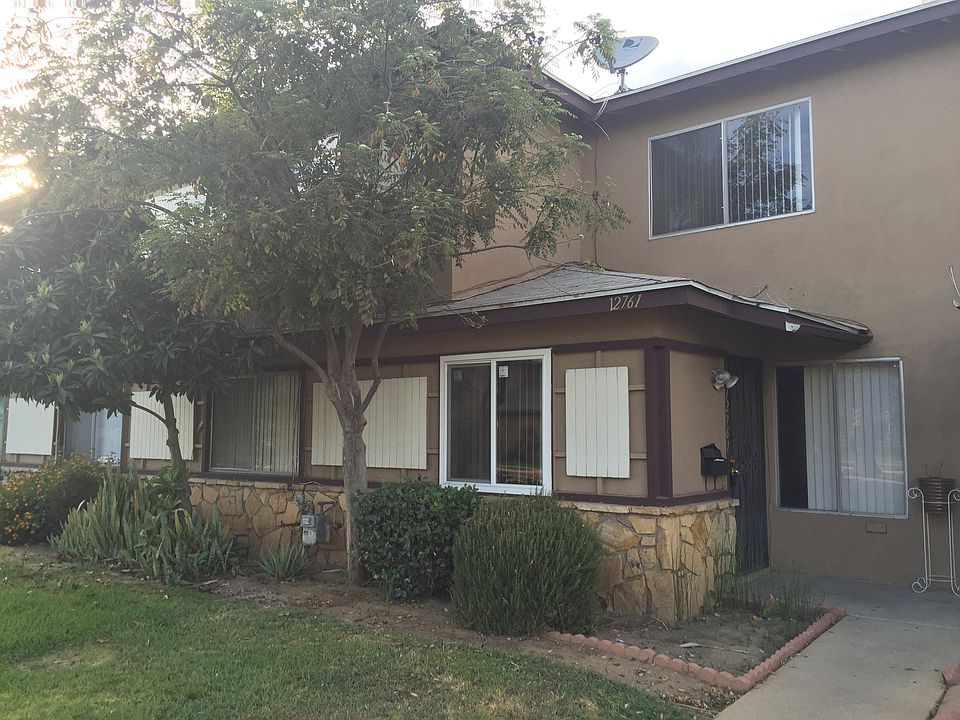 1st image of 12761 Hacienda Dr