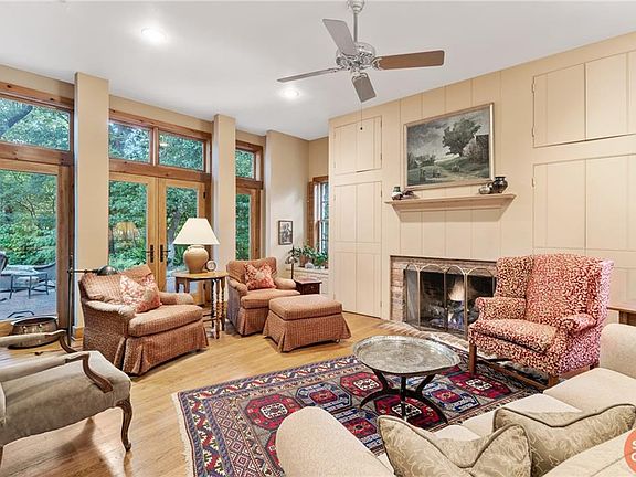 4th image of 3006 Asbury St