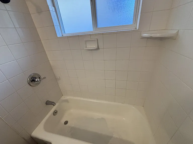 2618 E Turney Ave #5 — Photo 6