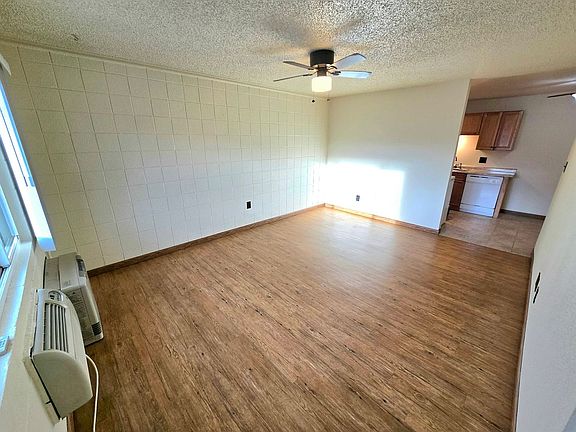 3rd image of 706 2nd St