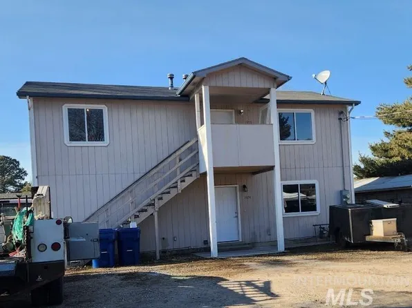 1974 Decker Dr, Payette, ID 83661