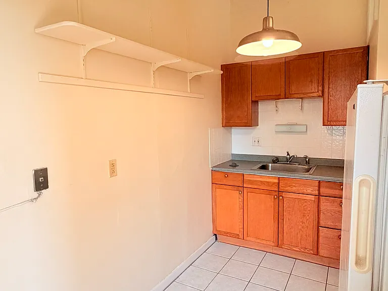 111 College St #4C — Photo 22