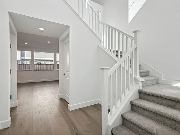 Langston Lot 96 Interior Entry