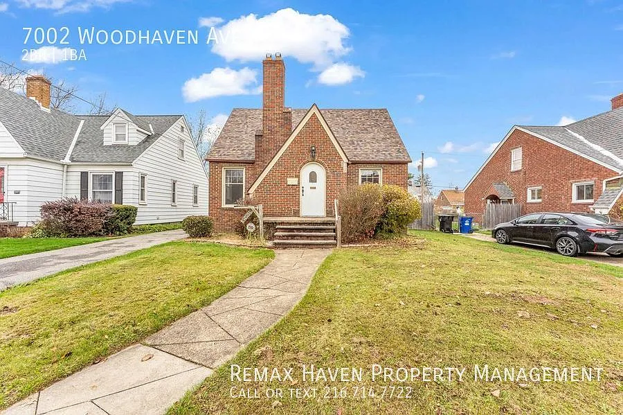 7002 Woodhaven Ave photo 1