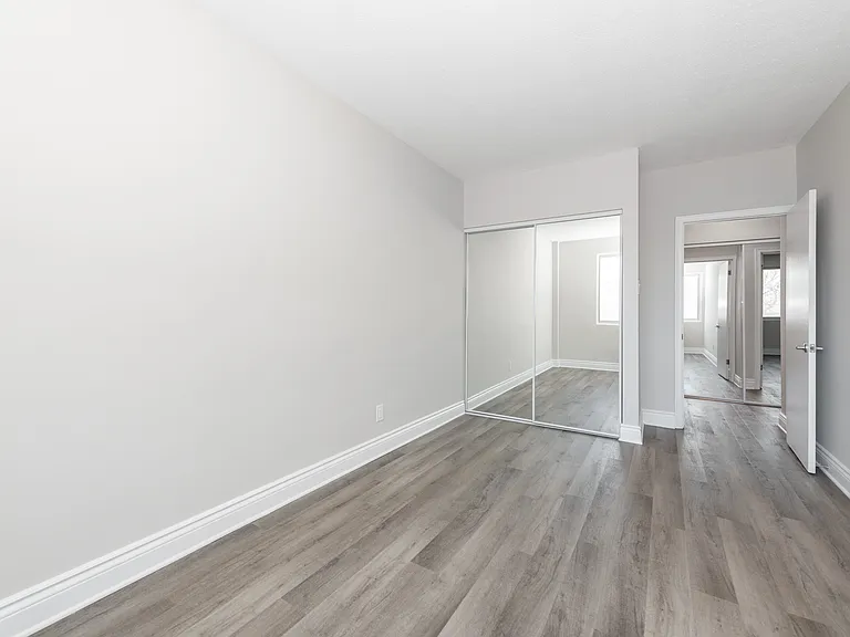 200 Bronson Ave — Photo 13
