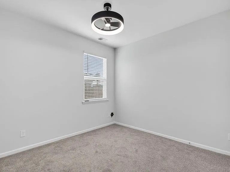 2039 Willowleaf Dr — Photo 22