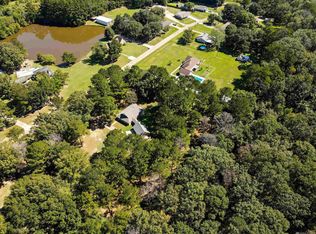 17256 Lavell Rd, Pride, LA 70770