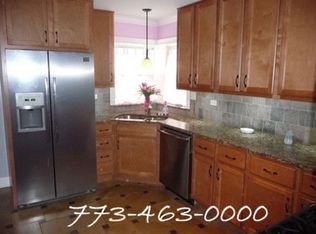 5621 W Windsor Ave, Chicago, IL 60630