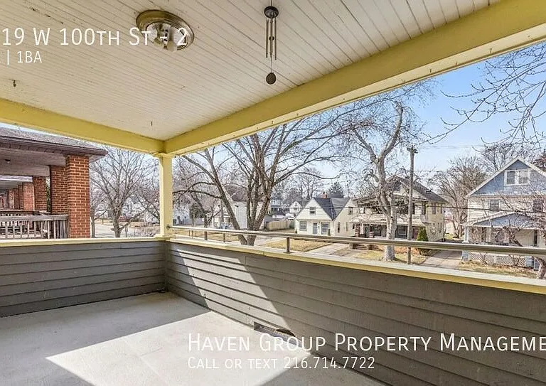 3519 W 100th St #2 — Photo 20