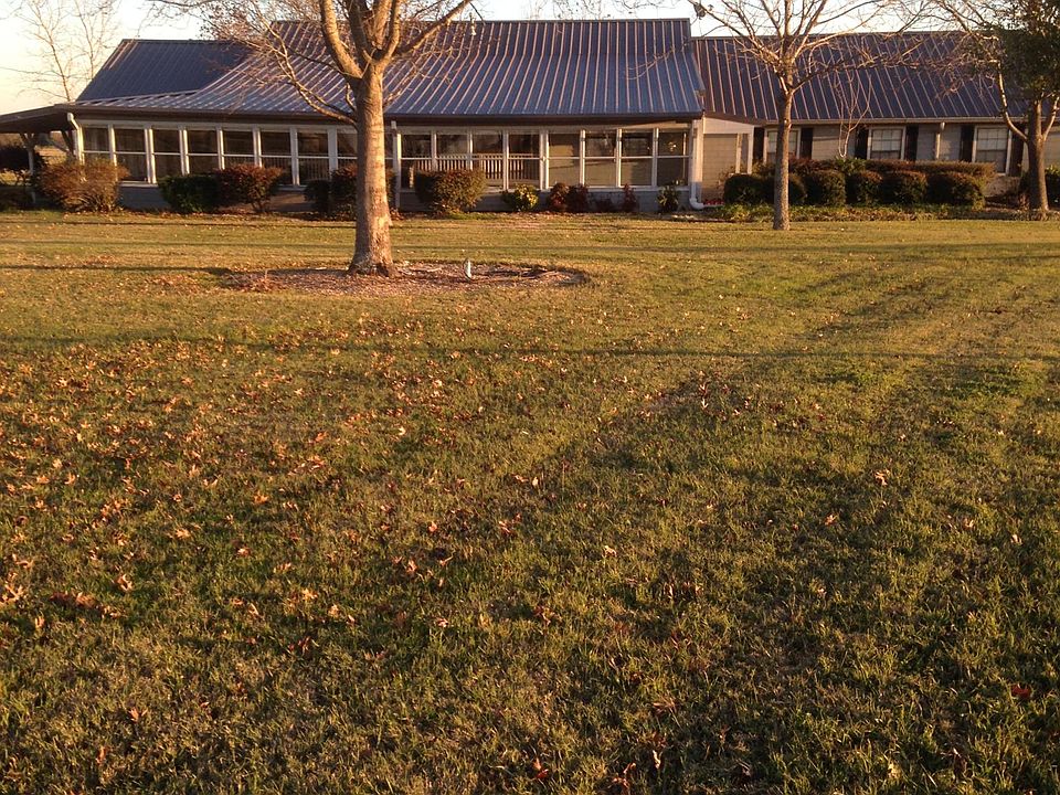 1st image of 510 SE County Road 3150